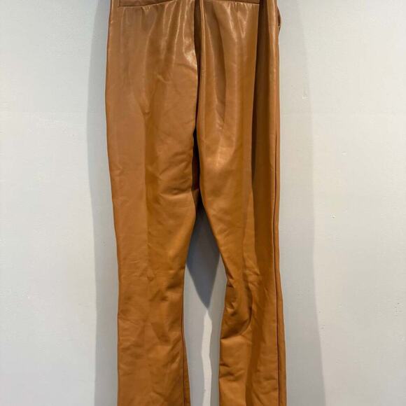 Abercrombie & Fitch Ultra High Rise The Skinny Faux Leather Pants - Picture 4 of 4